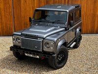 LAND ROVER DEFENDER 90