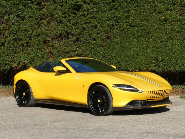 Ferrari Roma 3.9 ROMA SPIDER S-A Convertible Petrol Yellow