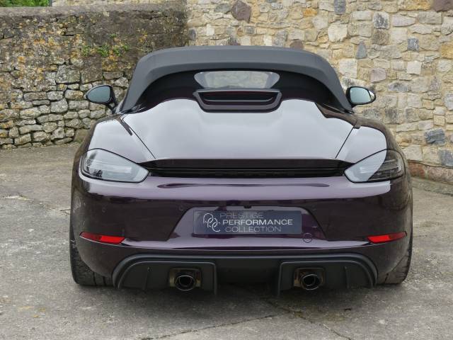2022 Porsche 718 3.8 Spyder