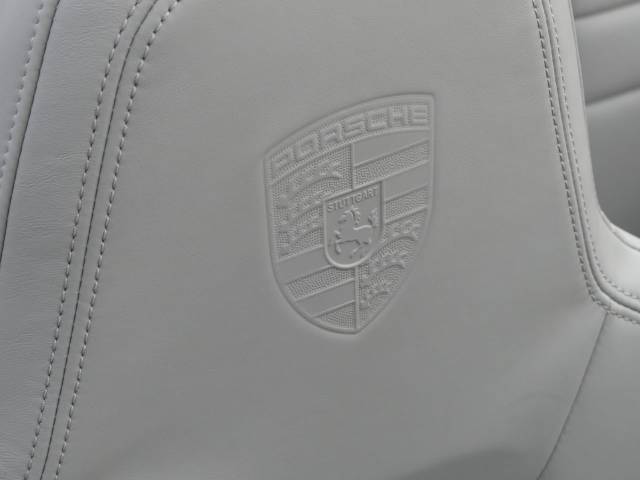 2020 Porsche 911 Carrera 4 3.8 Carrera 4 Cabriolet