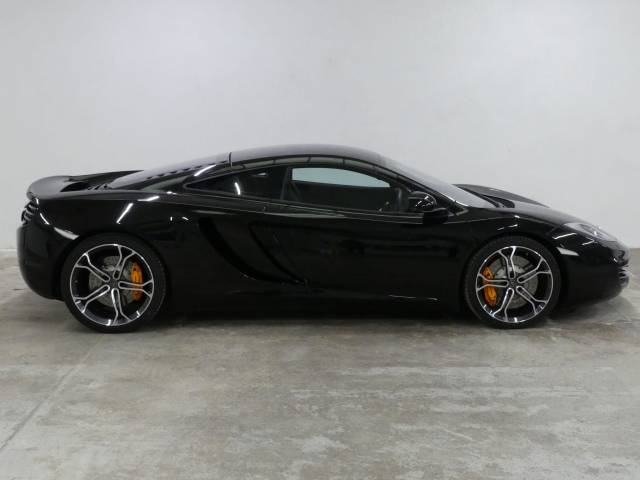 2014 McLaren 12C 3.8T V8 SSG Euro 5 2dr
