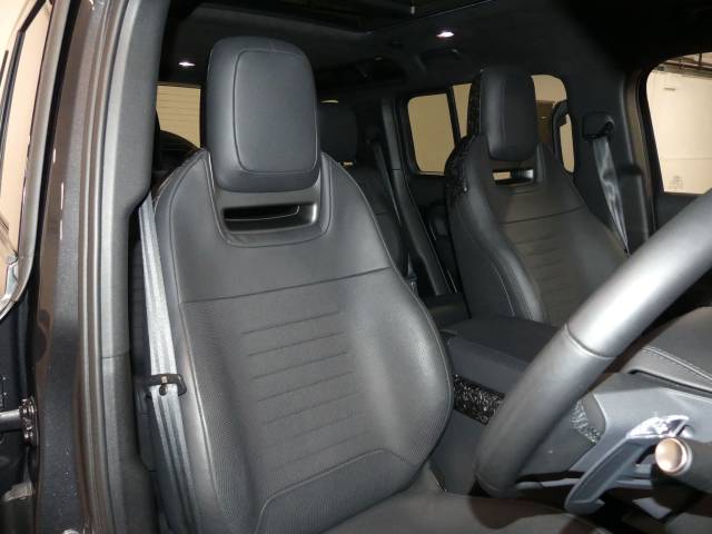 2025 Land Rover Defender 110 4.4P V8 MHEV OCTA Edition One Auto 4WD Euro 6 (s/s) 5dr