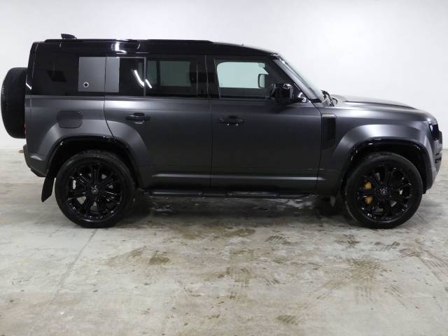 2025 Land Rover Defender 110 4.4P V8 MHEV OCTA Edition One Auto 4WD Euro 6 (s/s) 5dr