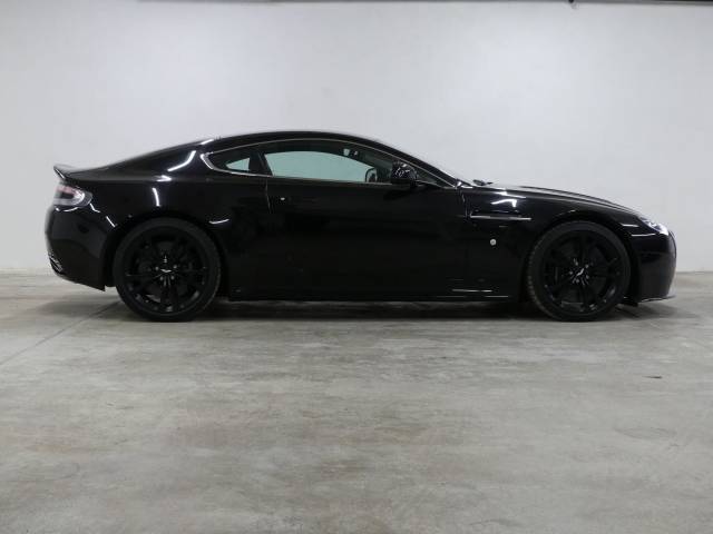 2013 Aston Martin Vantage 6.0 V12