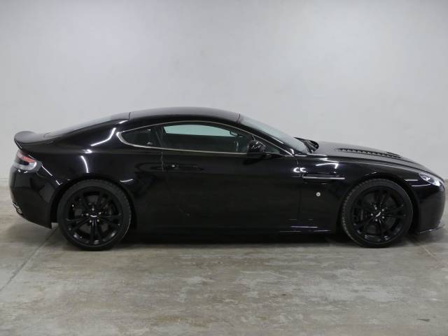 2013 Aston Martin Vantage 6.0 V12